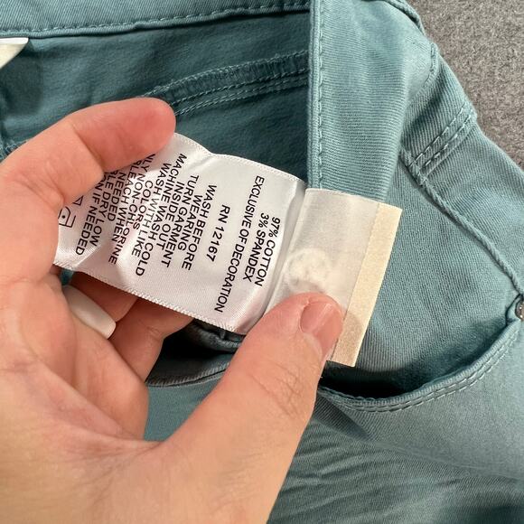 Laurie Felt Regular Wave Denim 5-Pocket Crop Straight Jeans Dusty Blue, Reg 12 - Picture 10 of 10